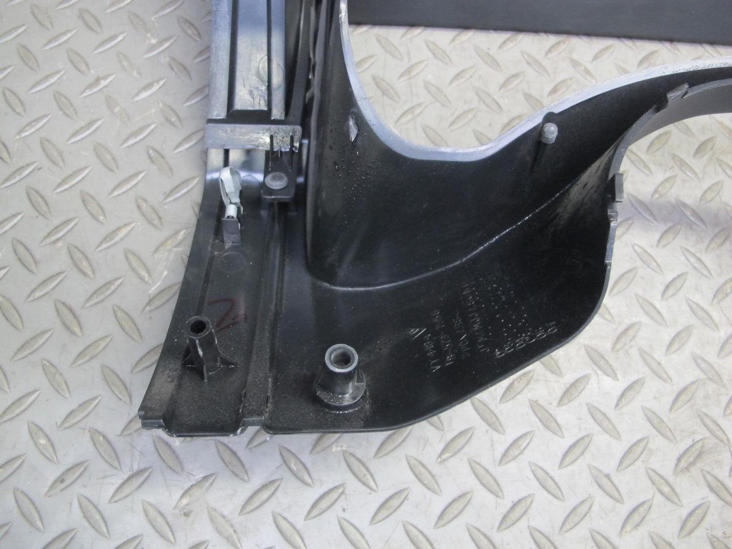 2003-2007 Hummer H2 Dash Instrument Speedometer Bezel Cover Trim Panel 15177439