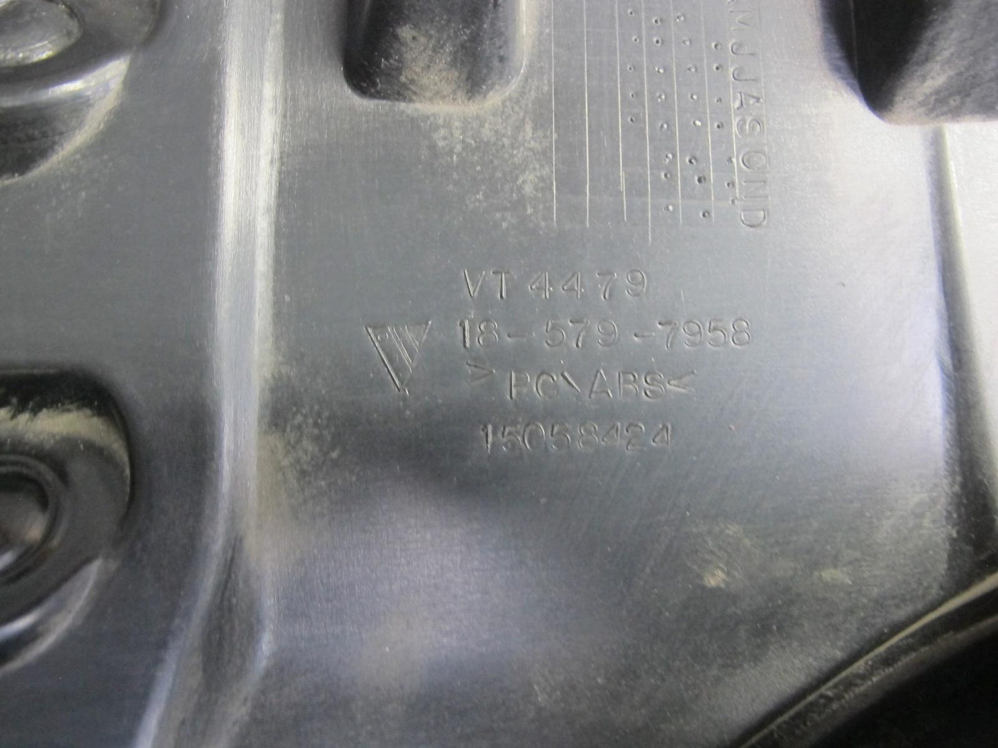 2003-2007 Hummer H2 Dash Front Left Lower Knee Trim Cover Panel 15058424