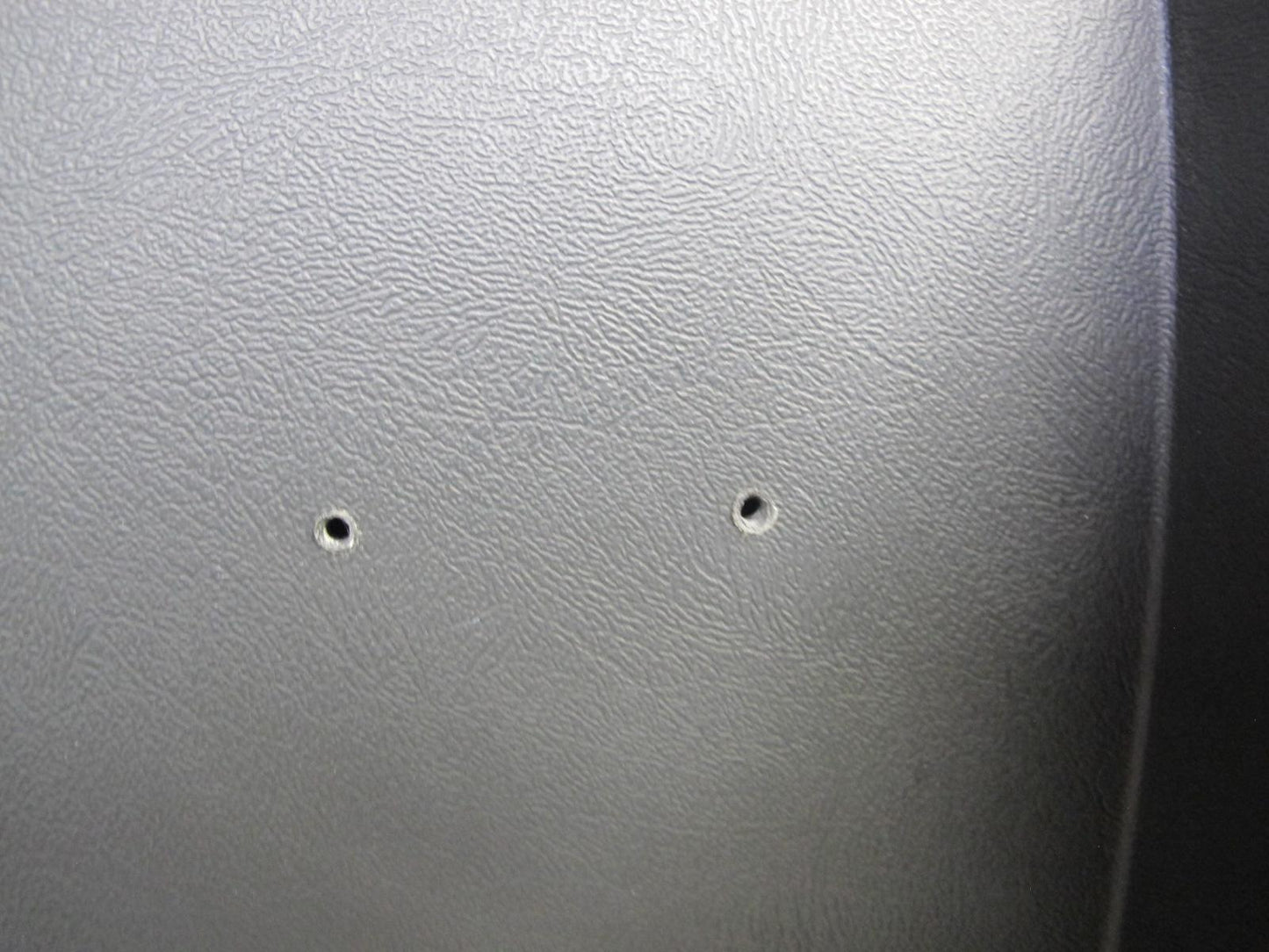 2003-2007 Hummer H2 Dash Front Left Lower Knee Trim Cover Panel 15058424