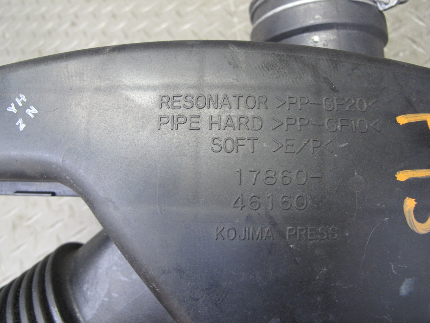01-05 Lexus IS300 Engine Air Intake Tube Cleaner Resonator 17860-46160 OEM