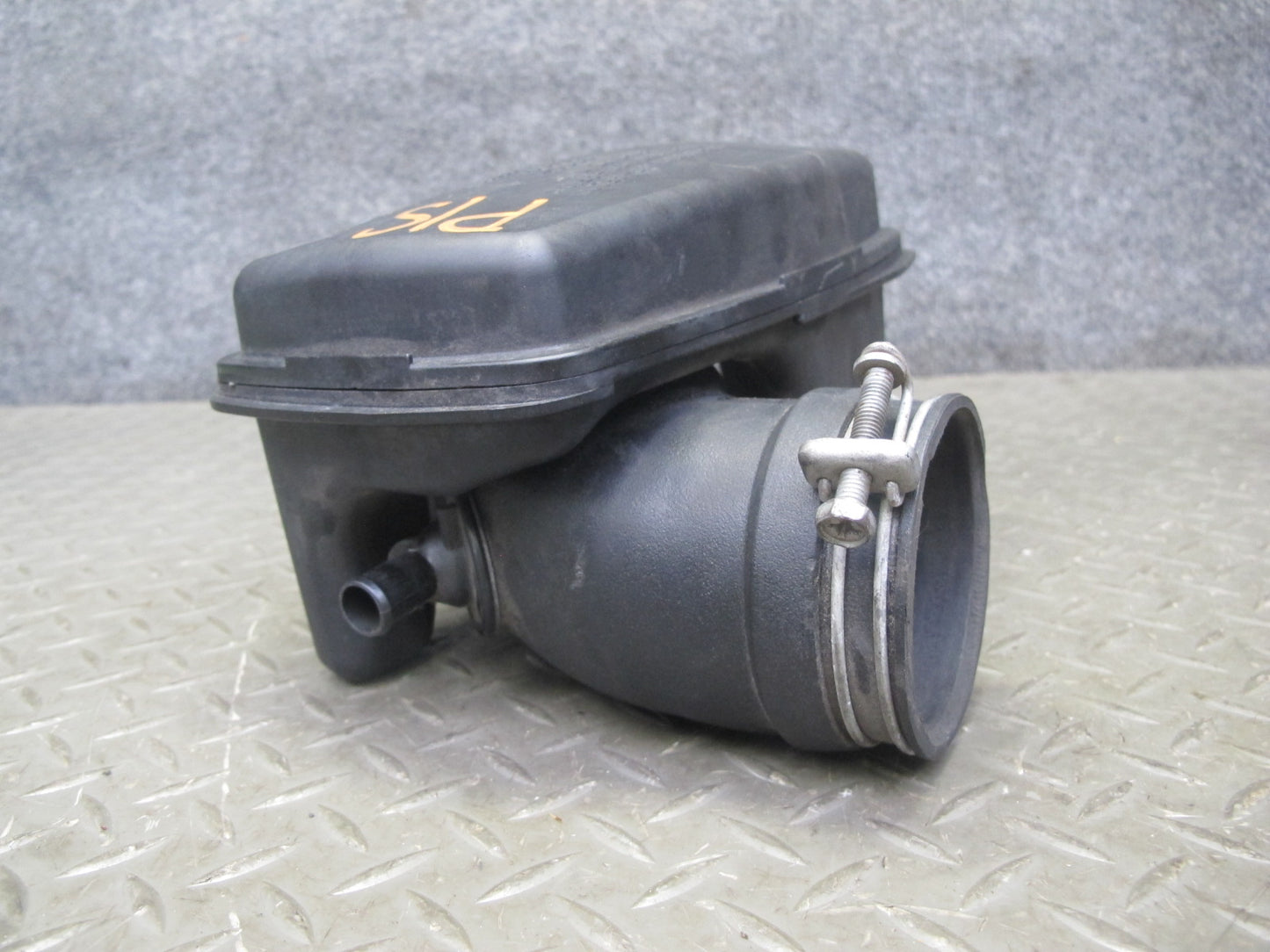 01-05 Lexus IS300 Engine Air Intake Tube Cleaner Resonator 17860-46160 OEM