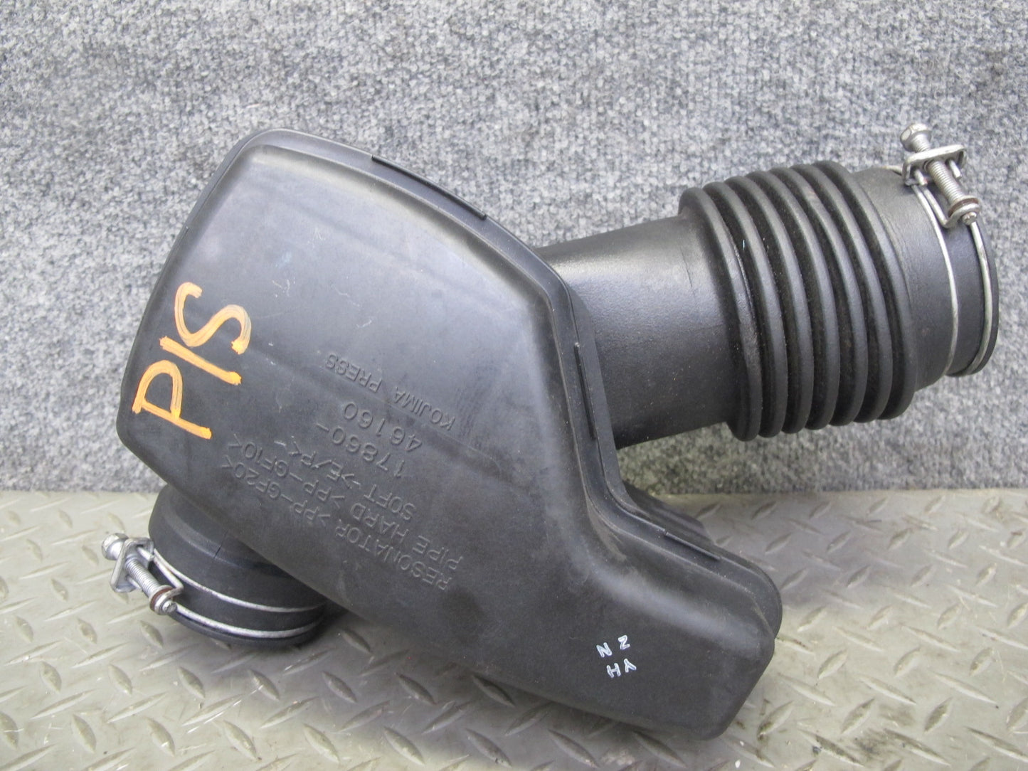 01-05 Lexus IS300 Engine Air Intake Tube Cleaner Resonator 17860-46160 OEM
