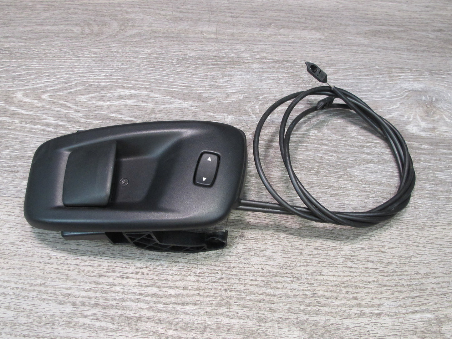 2015-2020 BMW F82 M4 Front Right Seat Unlock Release Handle w Cable