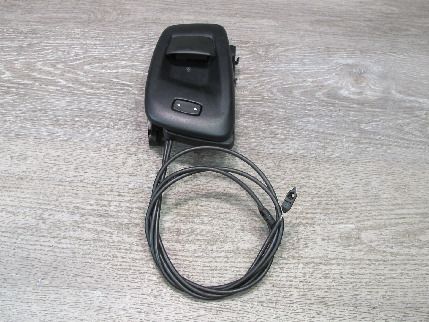 2015-2020 BMW F82 M4 Front Right Seat Unlock Release Handle w Cable