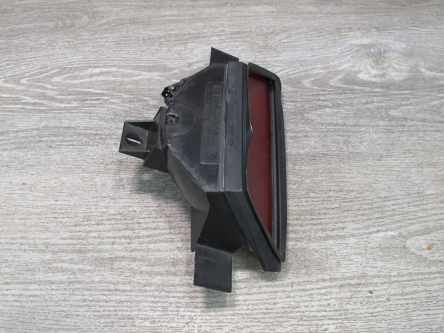89-95 BMW E34 5-SERIES Sedan Rear Third Brake Light Lamp 1384488 OEM