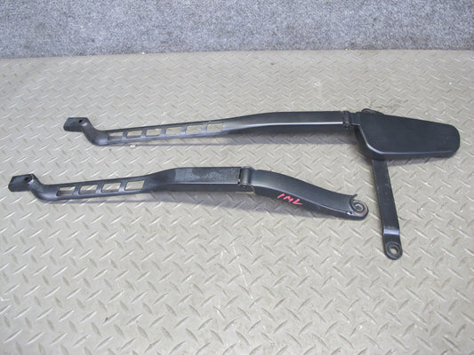 12-19 Mercedes W166 GLE ML Front Left & Right Side Windshield Wiper Arm Set OEM