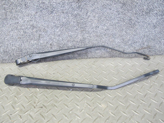 2003-2009 Hummer H2 Front Windshield Left & Right Wiper Arm Set of 2