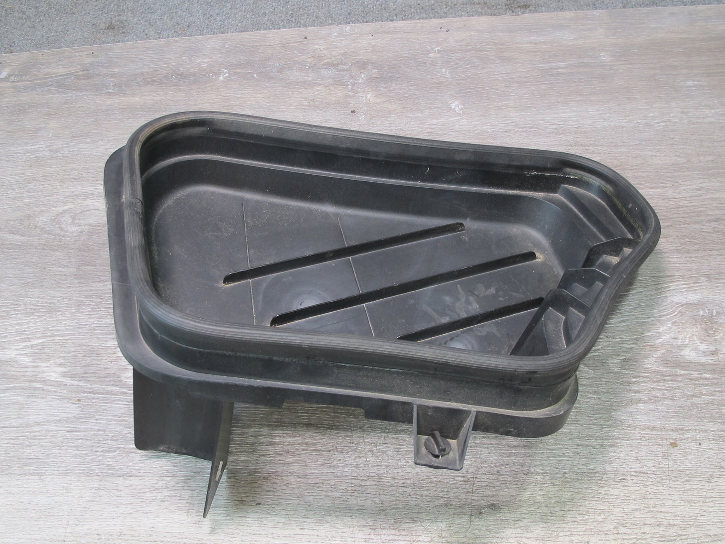 2012-2020 Mercedes R172 SLK SLC Front Cowl Cabin Air Intake Air Duct Grille