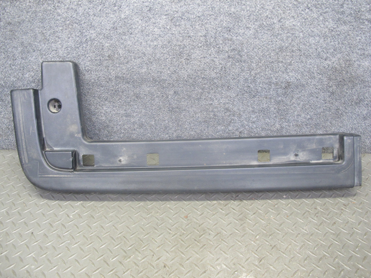 05-09 Hummer H2 SUT Rear Right Left Side Upper BED Quarter Trim Panel Cover Set