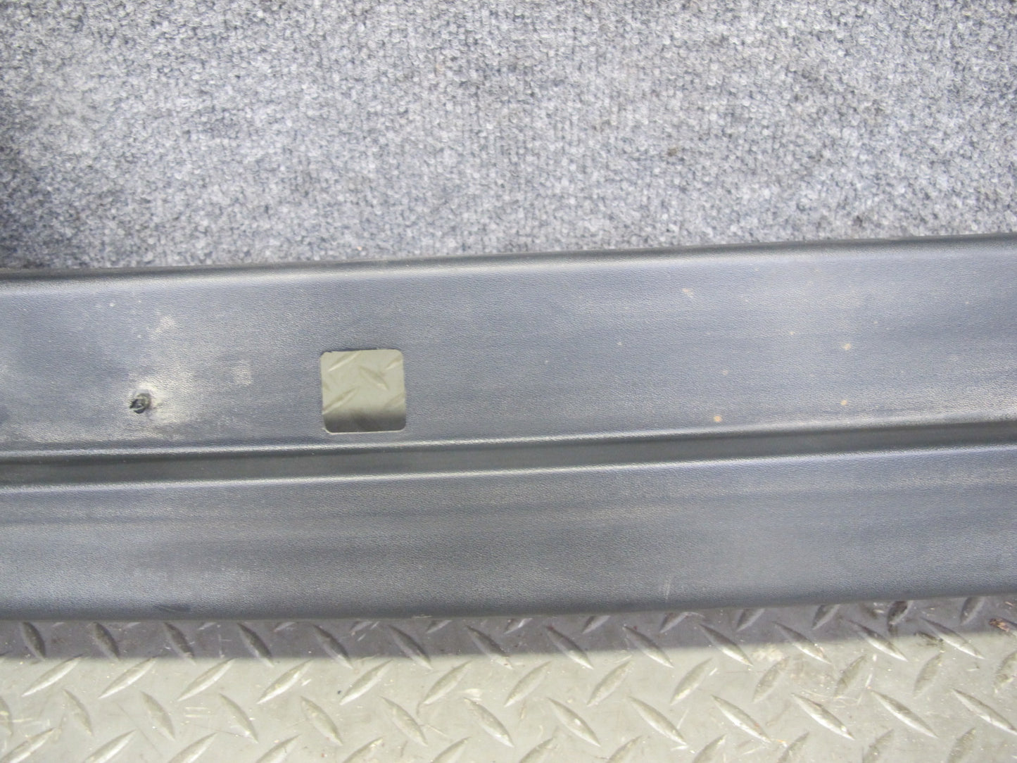 05-09 Hummer H2 SUT Rear Right Left Side Upper BED Quarter Trim Panel Cover Set