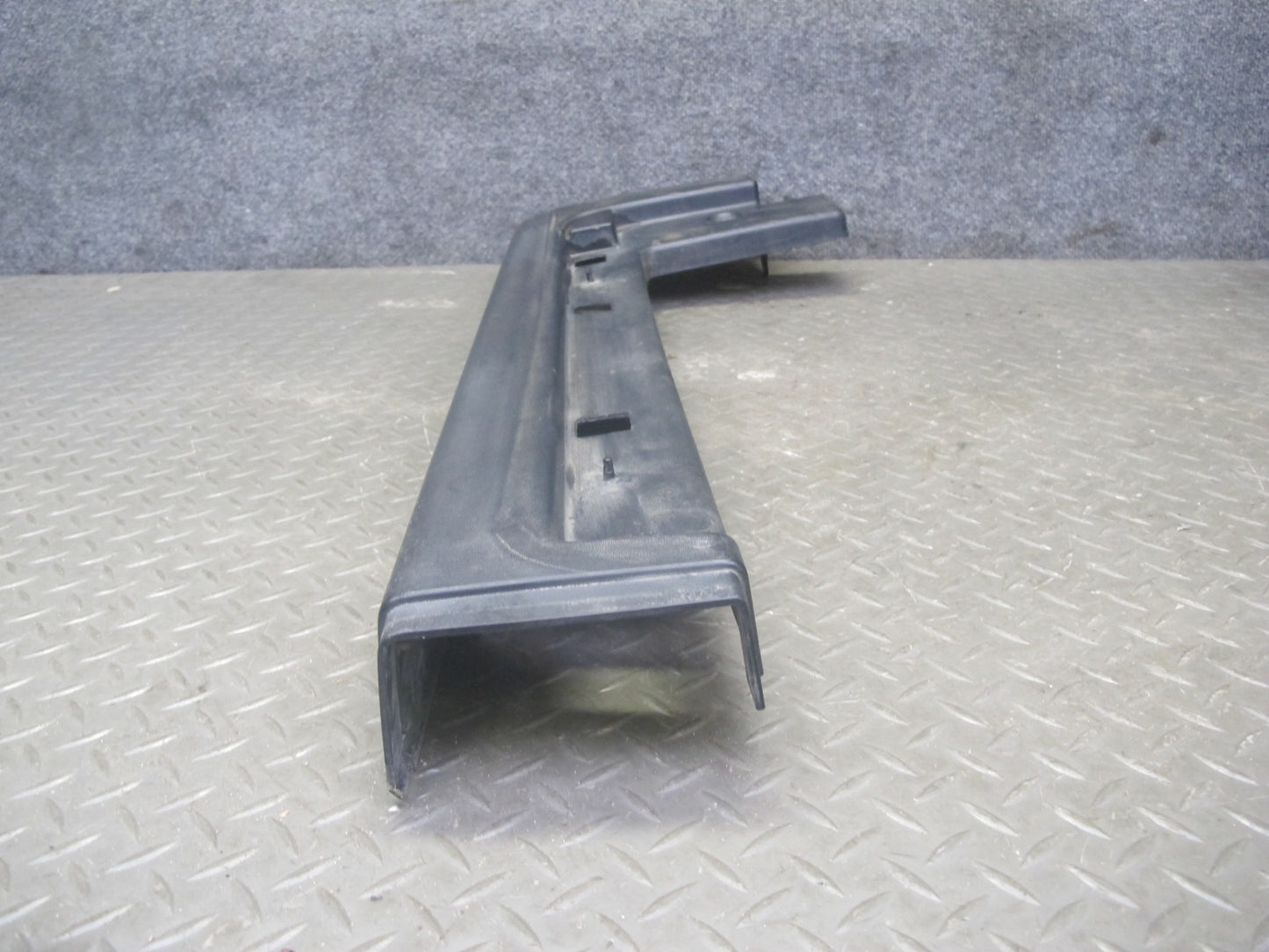 05-09 Hummer H2 SUT Rear Right Left Side Upper BED Quarter Trim Panel Cover Set