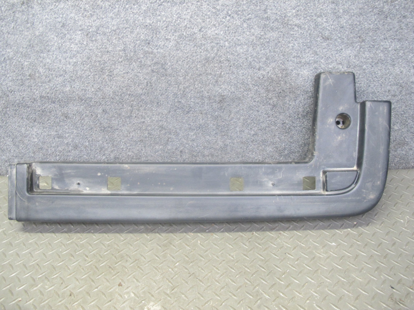 05-09 Hummer H2 SUT Rear Right Left Side Upper BED Quarter Trim Panel Cover Set