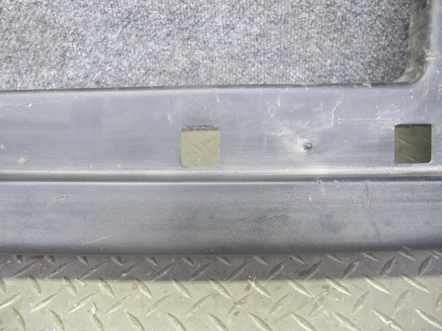 05-09 Hummer H2 SUT Rear Right Left Side Upper BED Quarter Trim Panel Cover Set