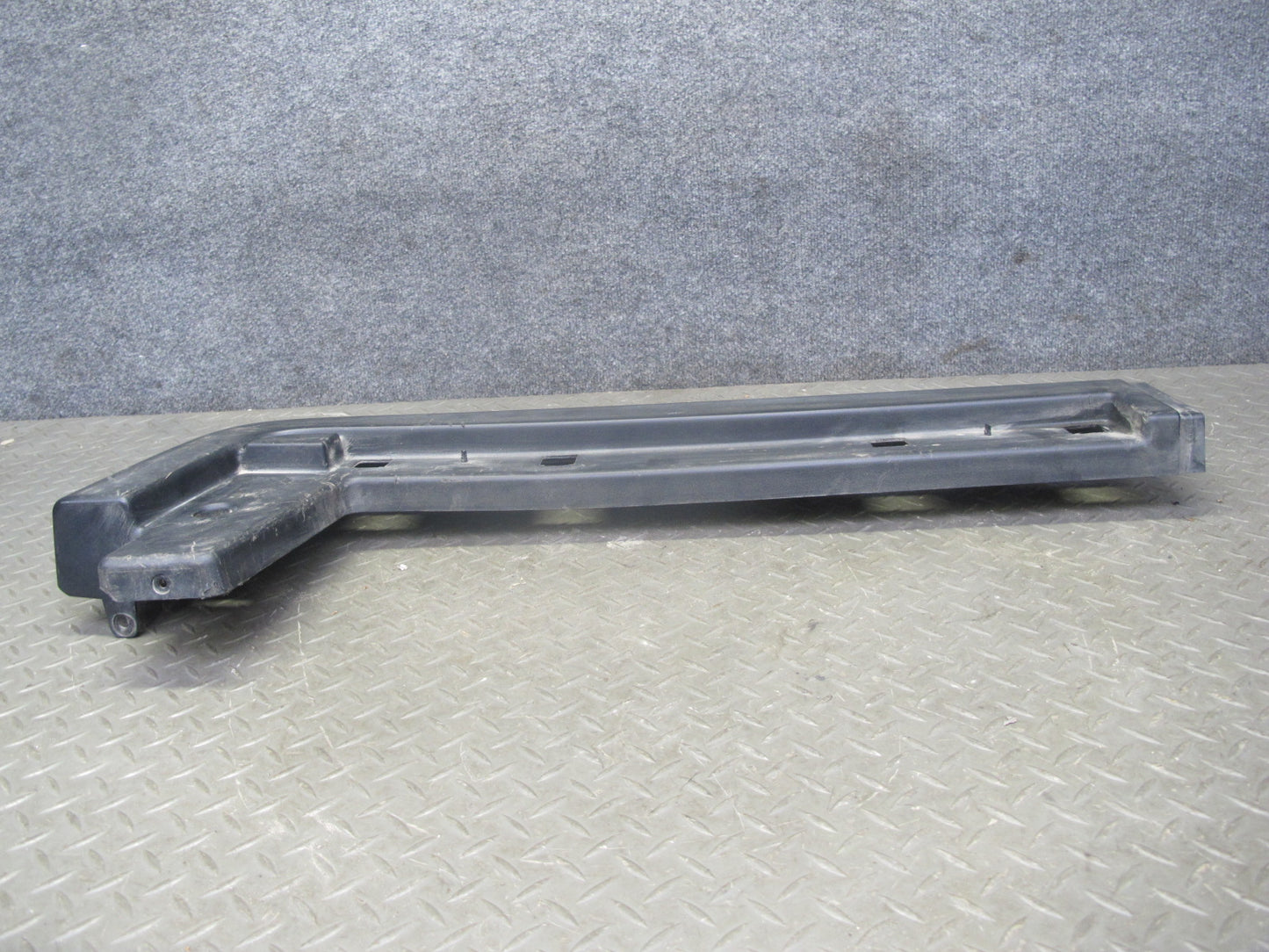 05-09 Hummer H2 SUT Rear Right Left Side Upper BED Quarter Trim Panel Cover Set