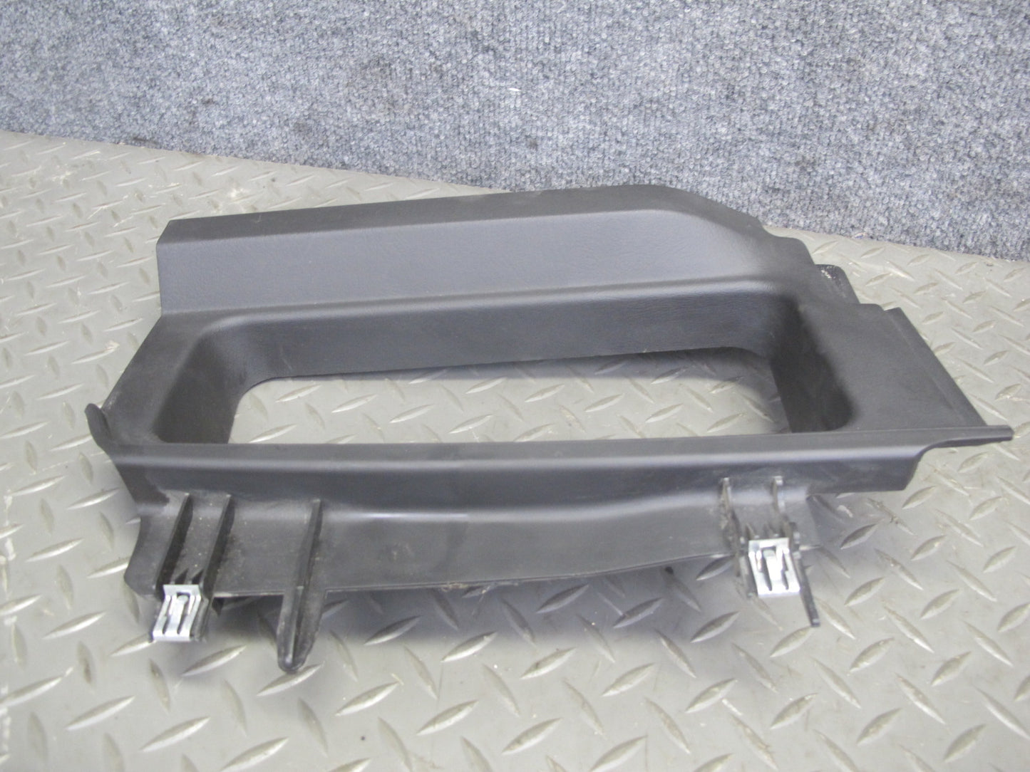 05-09 Hummer H2 SUT Rear Right Left Quarter Glass Window Trim Panel Cover Set