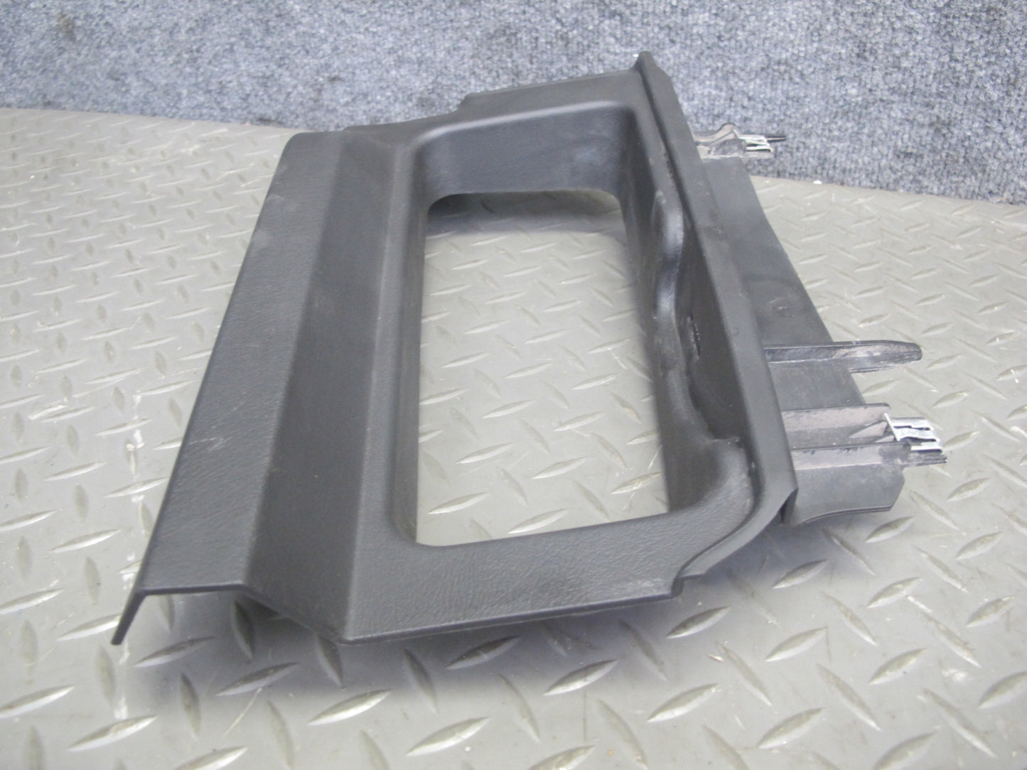 05-09 Hummer H2 SUT Rear Right Left Quarter Glass Window Trim Panel Cover Set