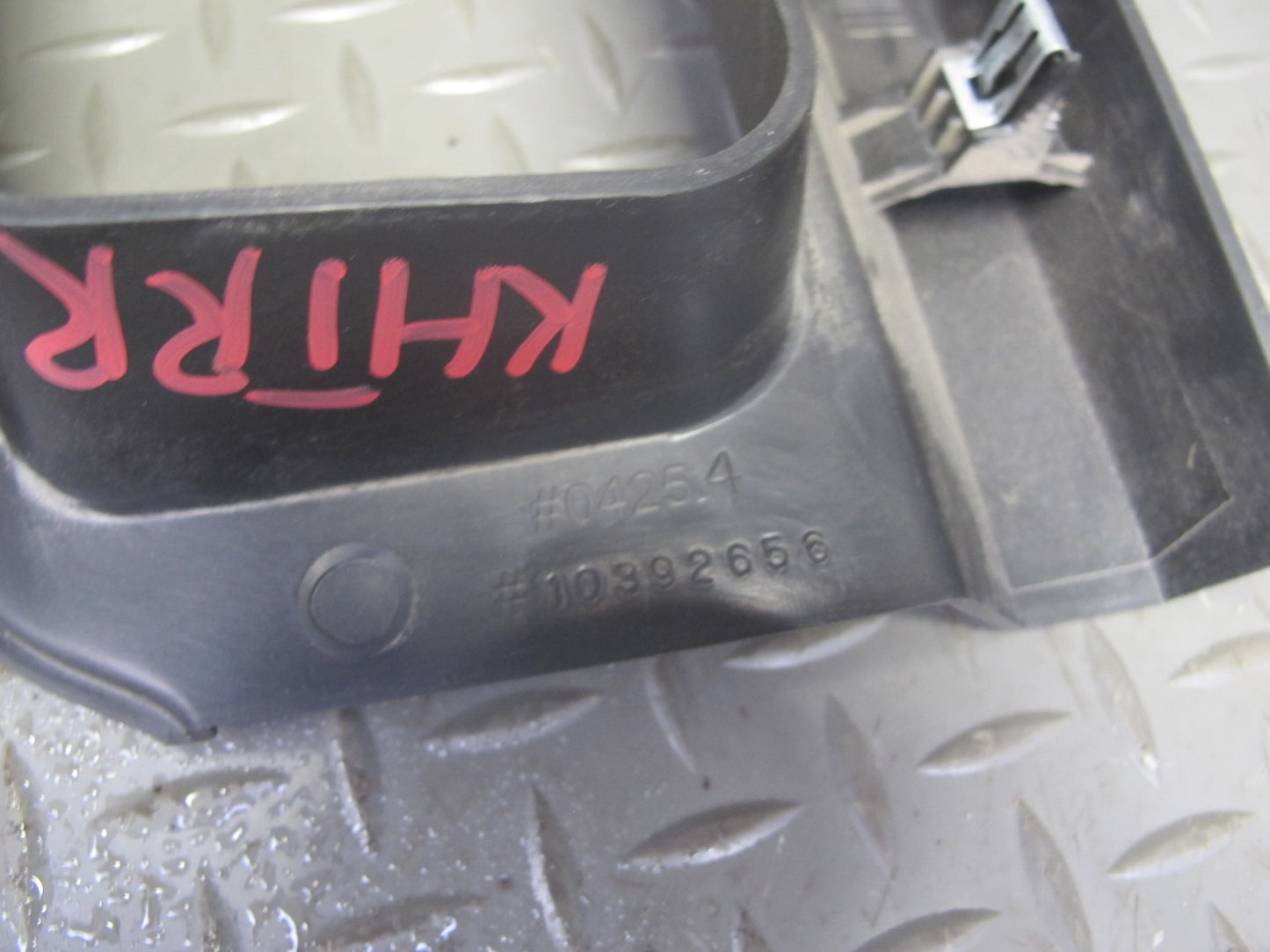 05-09 Hummer H2 SUT Rear Right Left Quarter Glass Window Trim Panel Cover Set