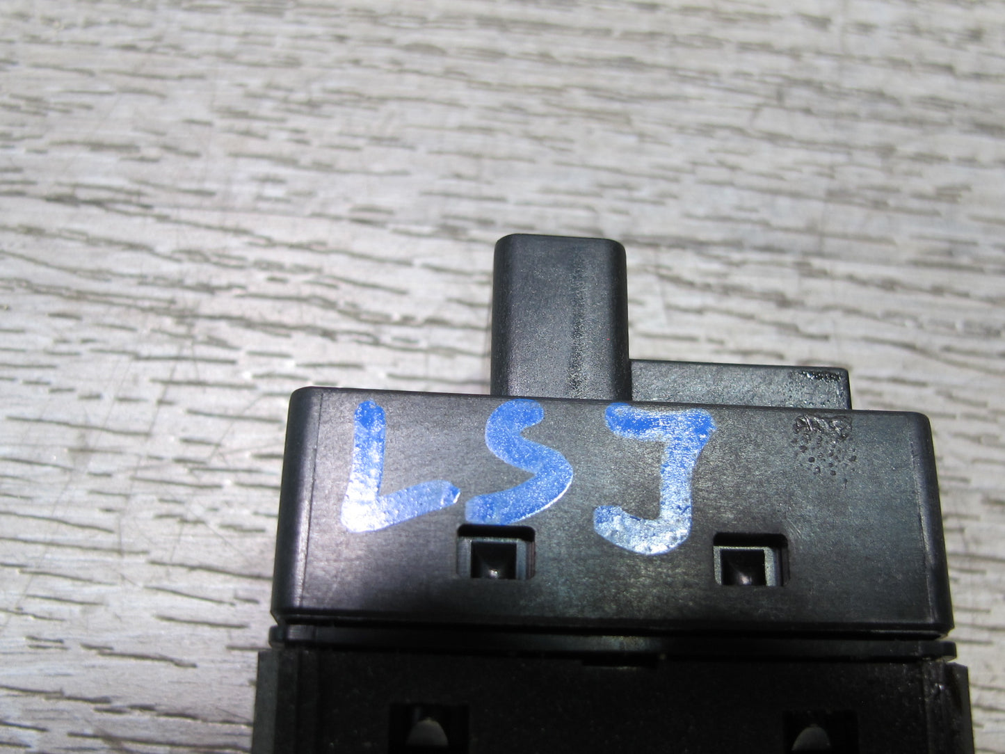 07-12 Lexus LS600h LS460 Front Right Passenger Heated Cooled Seat Switch OEM