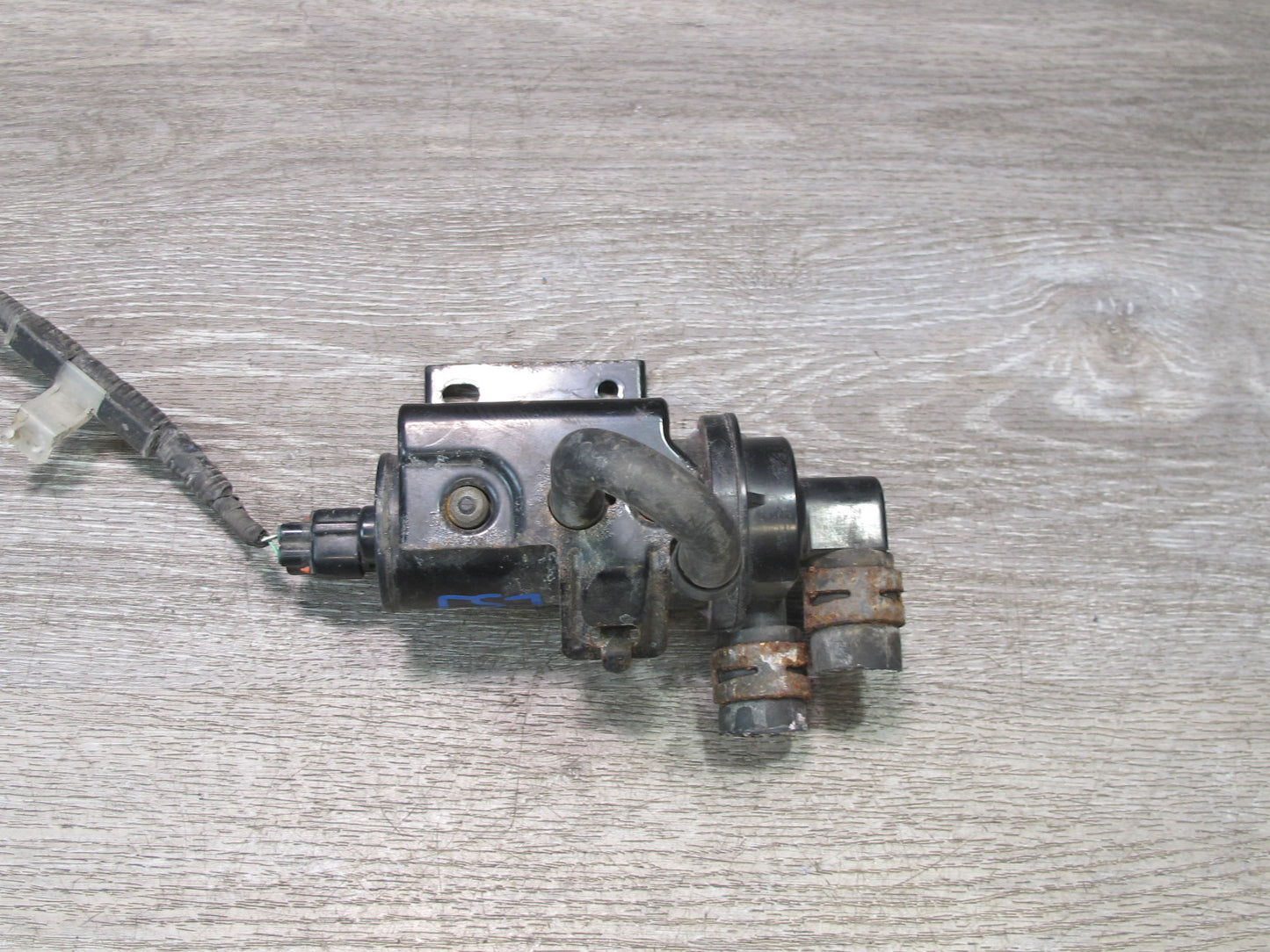 08-16 Lexus UVF46 LS600h Heater Auxiliary Electric Coolant Water Pump OEM