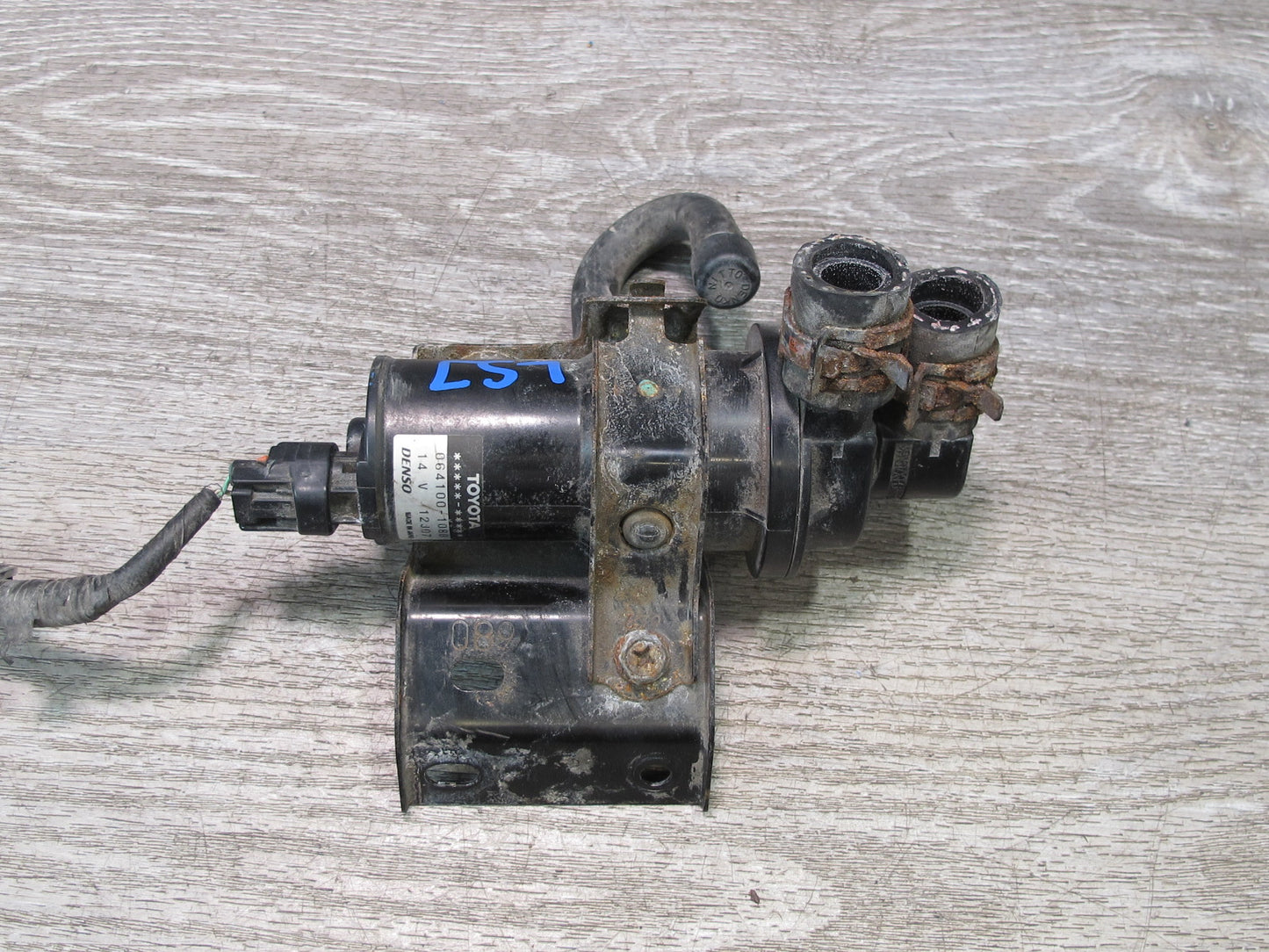08-16 Lexus UVF46 LS600h Heater Auxiliary Electric Coolant Water Pump OEM