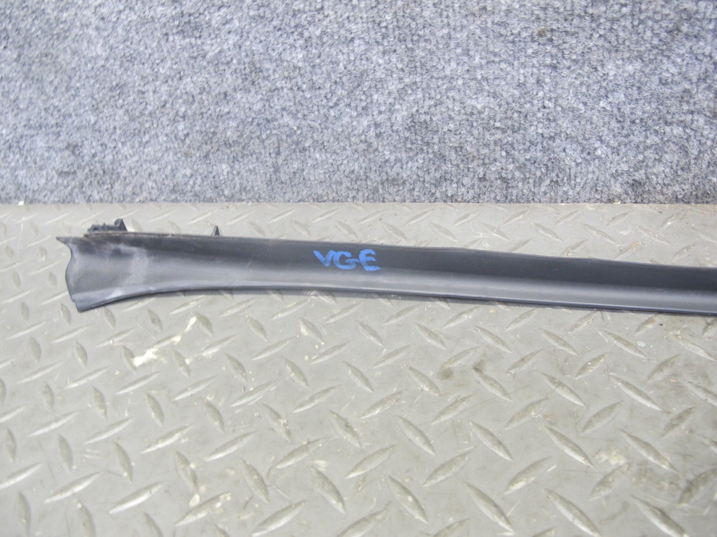 06-09 VW MK5 R32 GTI Rabbit Set of 2 Windshield Exterior Pillar Trim Molding OEM