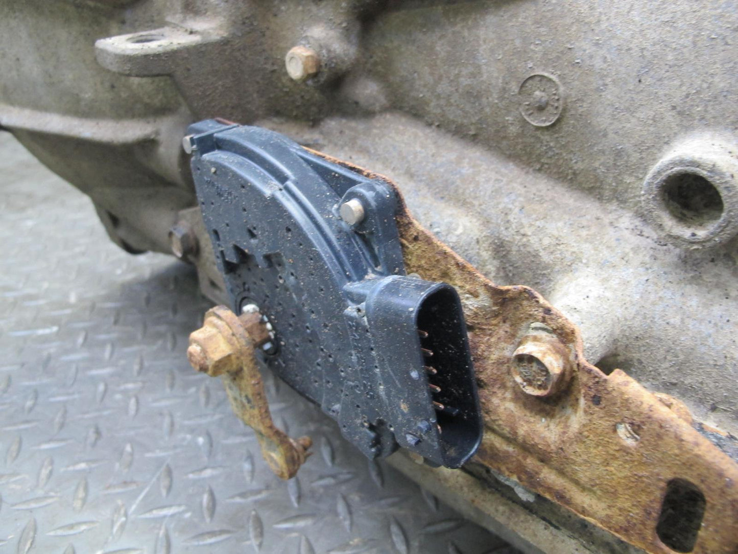 2005-2007 Hummer H2 AWD 4L65E A/T 4-SPEED Automatic Transmission