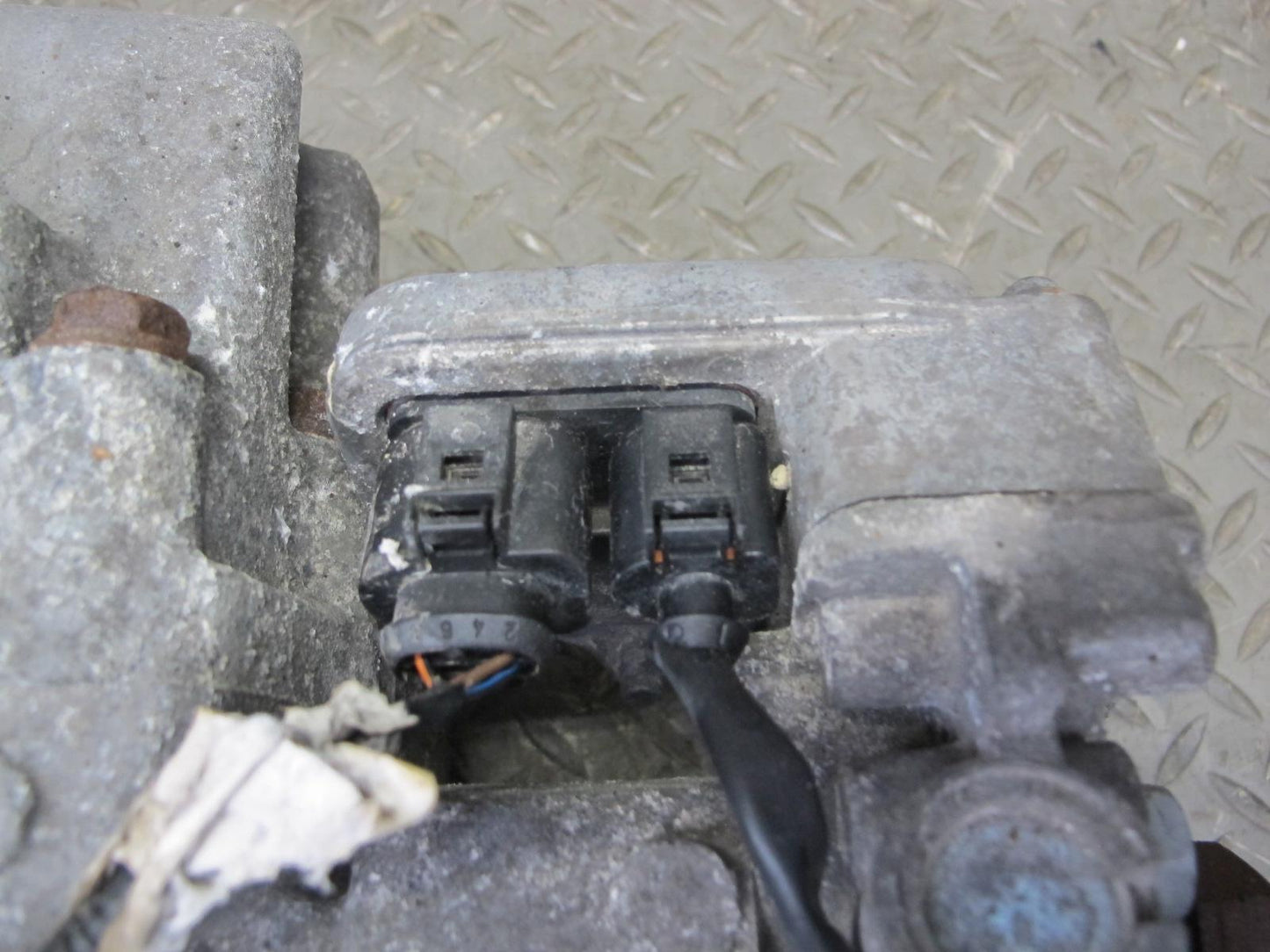 2008 VW Golf R32 MK5 VR6 AWD Haldex Rear Differential Carrier 105K Miles OEM