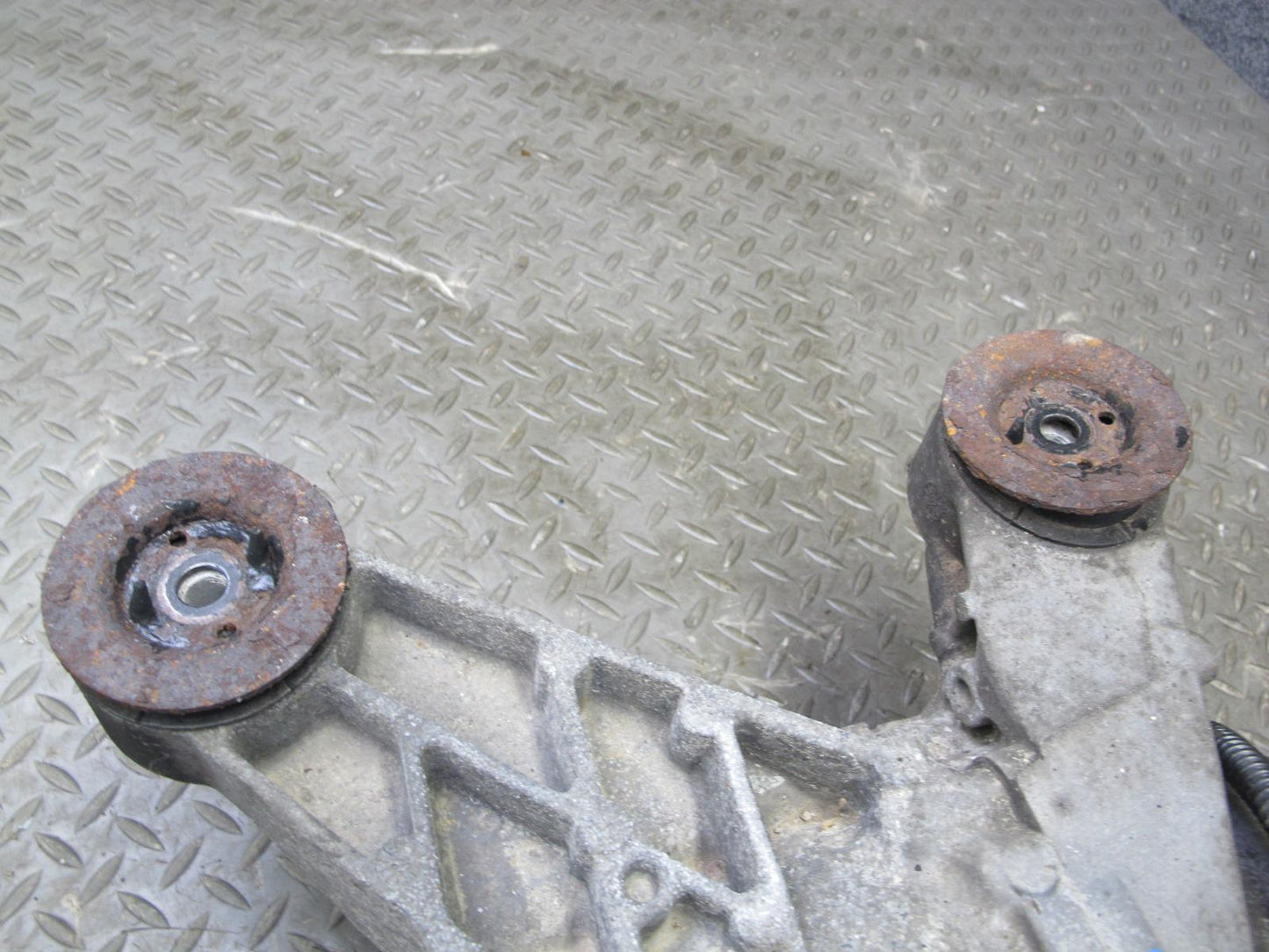 2008 VW Golf R32 MK5 VR6 AWD Haldex Rear Differential Carrier 105K Miles OEM