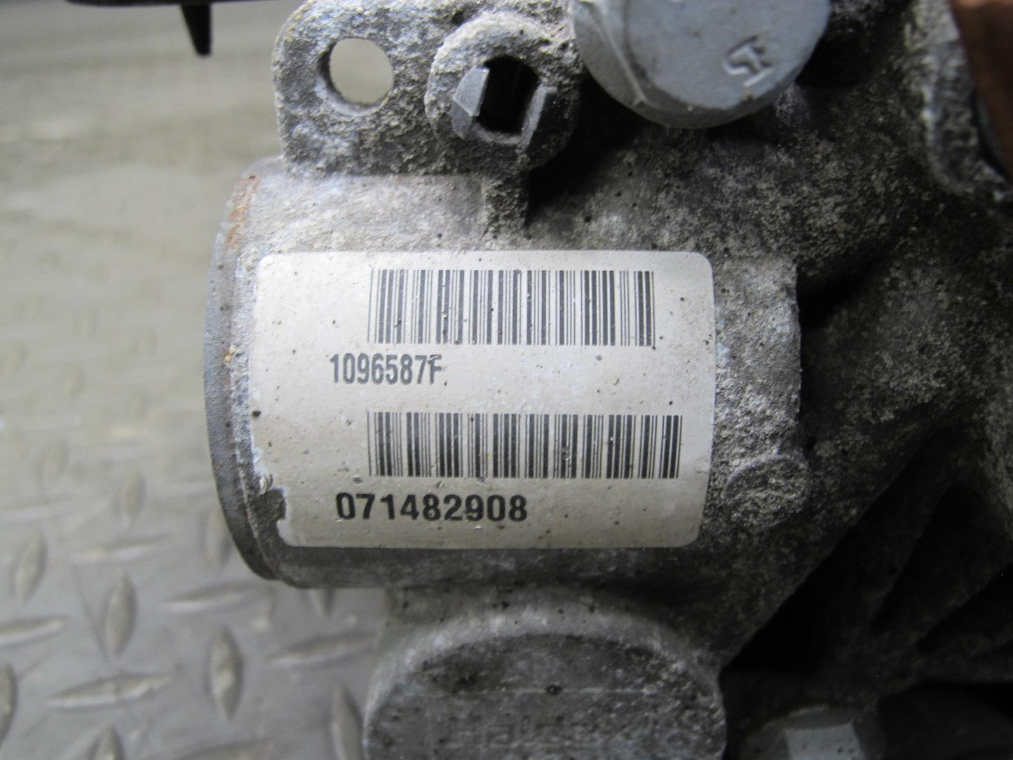 2008 VW Golf R32 MK5 VR6 AWD Haldex Rear Differential Carrier 105K Miles OEM