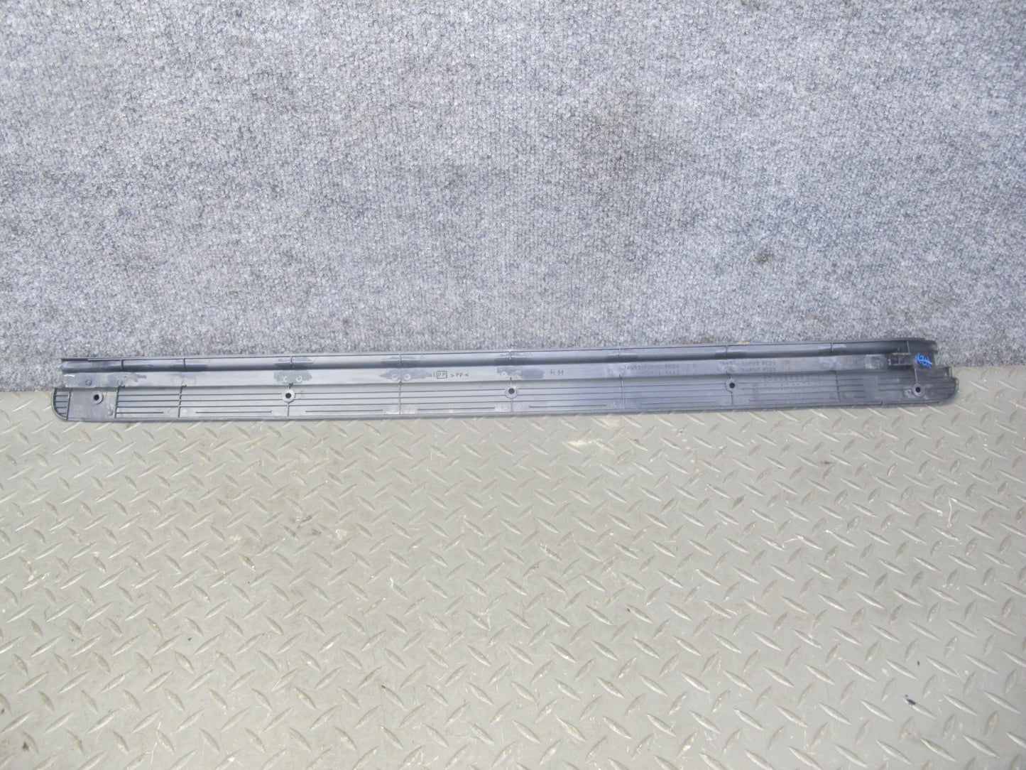 90-96 Nissan Z32 300ZX Coupe Set of 2 Door Scuff Sill Plate Trim OEM