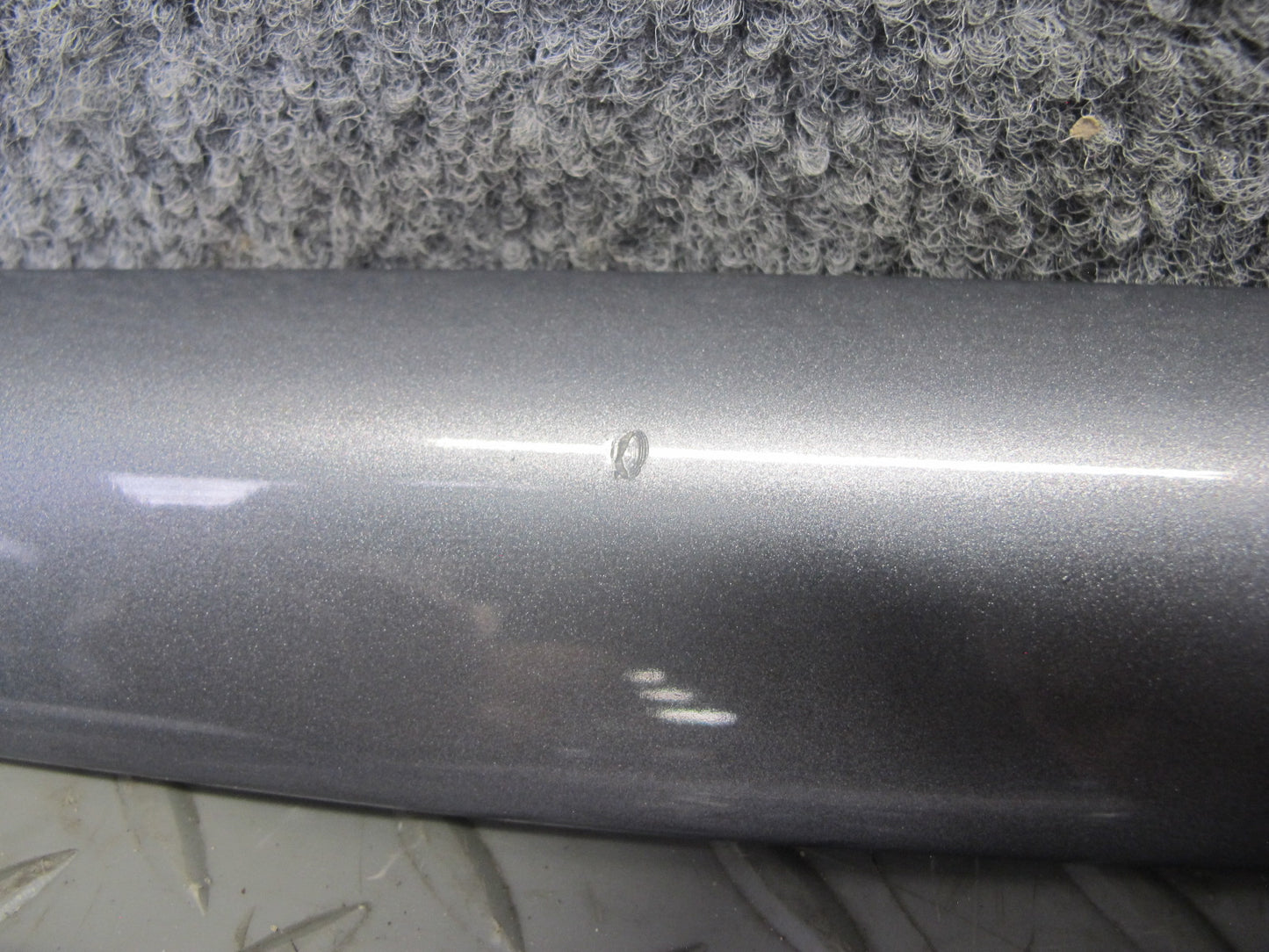06-09 VW R32 GTI Rabbit 2-DR Set of 4 Door & Quarter Molding Strip Gray OEM