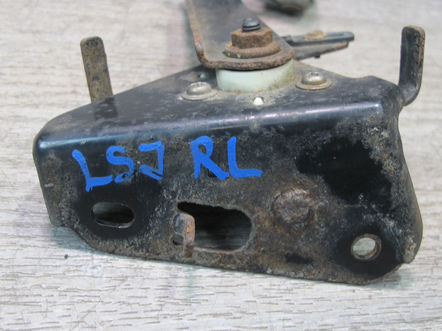 08-16 Lexus LS600h LS460 Rear Left & Right Suspension Height Level Sensor OEM