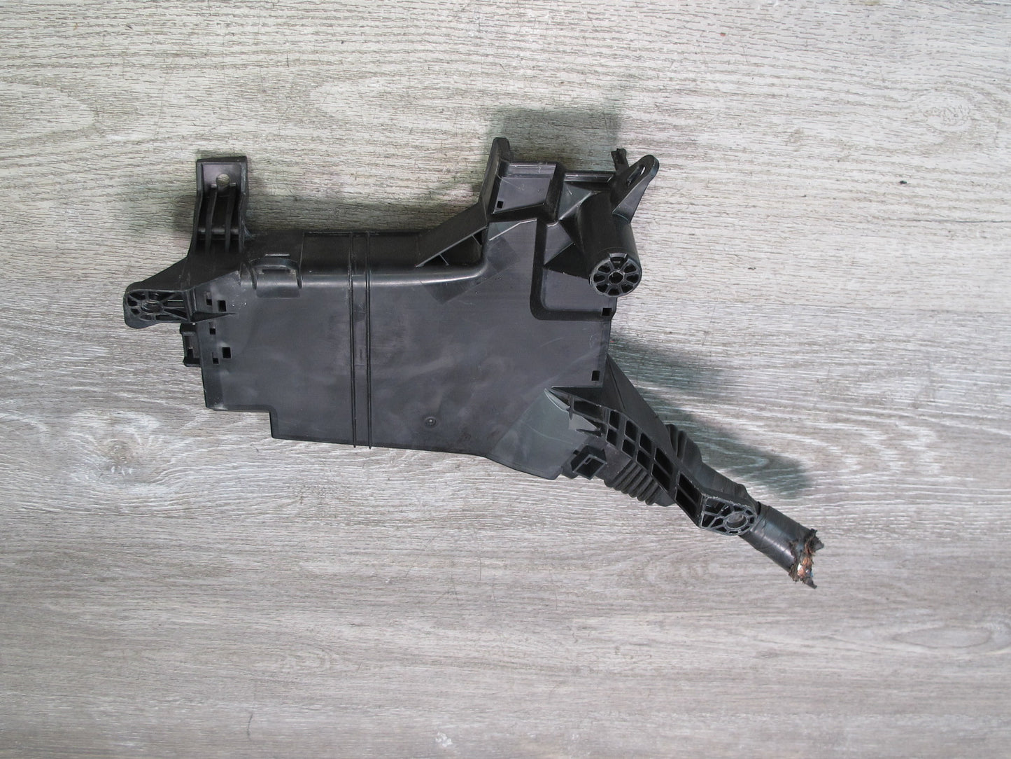 08-12 Lexus UVF46 LS600h Hybrid Engine Power Distribution Fuse Relay Box OEM