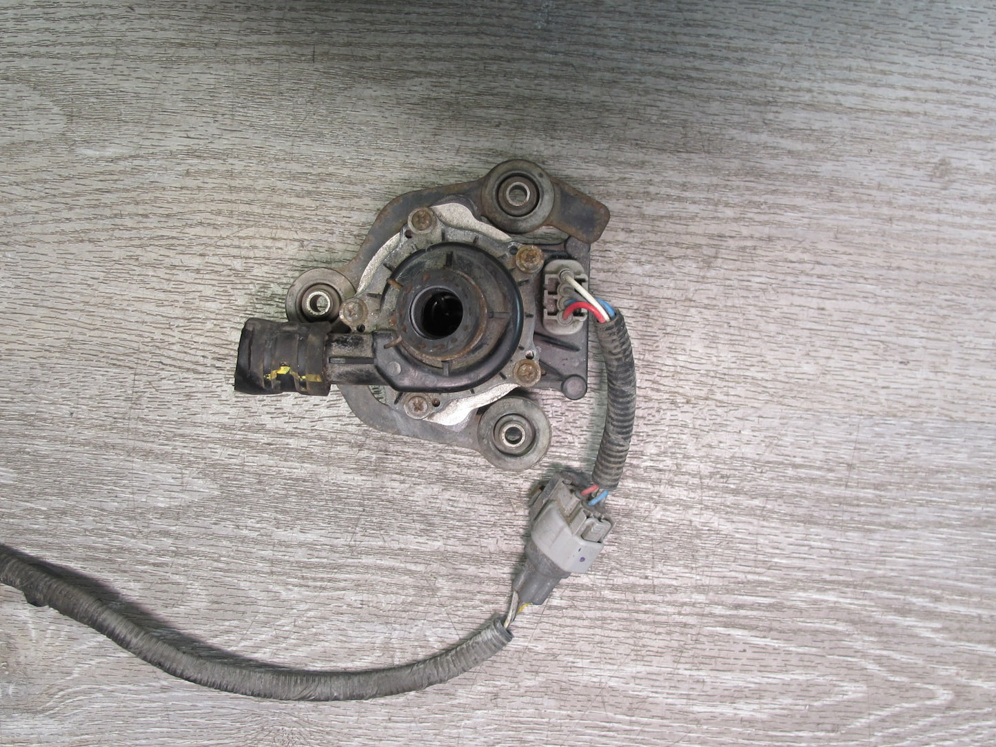 08-16 Lexus UVF46 LS600h Hybrid Inverter Electric Coolant Water Pump OEM