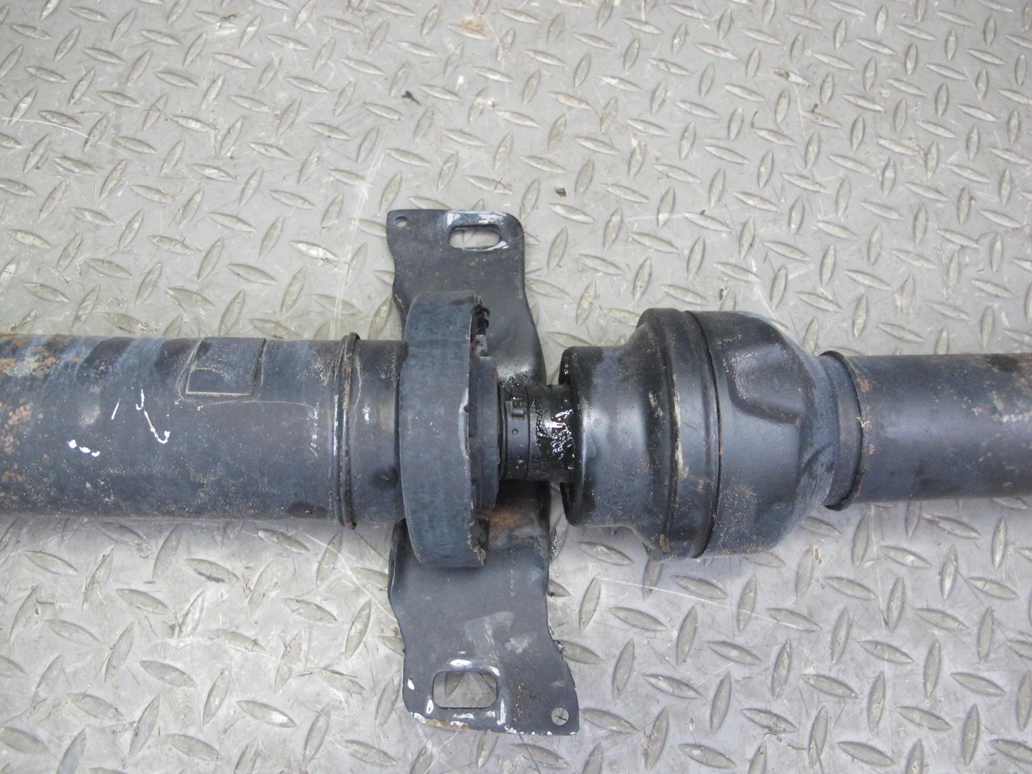 2008 VW Golf R32 VR6 MK5 AWD Rear Driveshaft Drive Shaft Propeller Assembly OEM