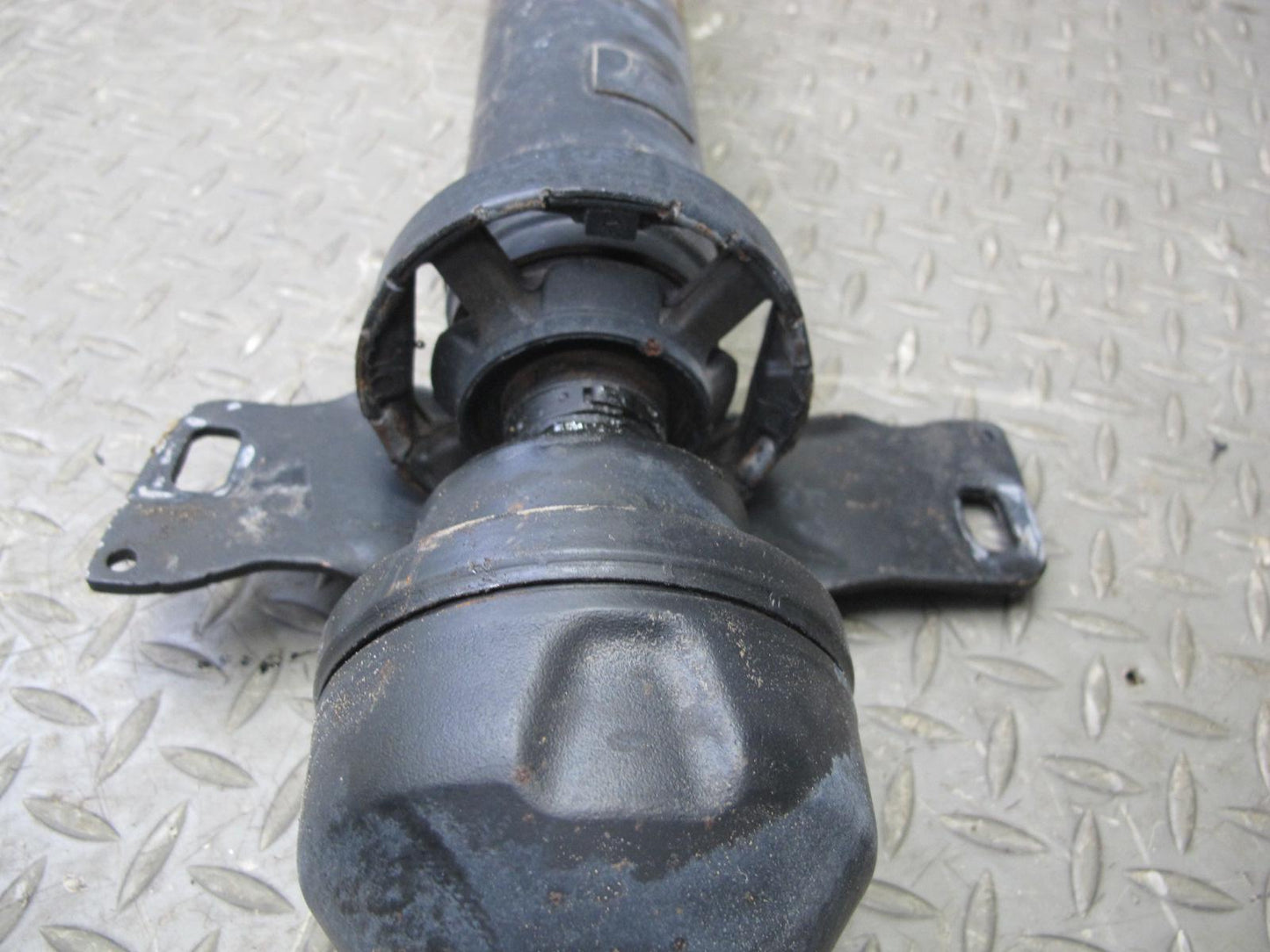 2008 VW Golf R32 VR6 MK5 AWD Rear Driveshaft Drive Shaft Propeller Assembly OEM