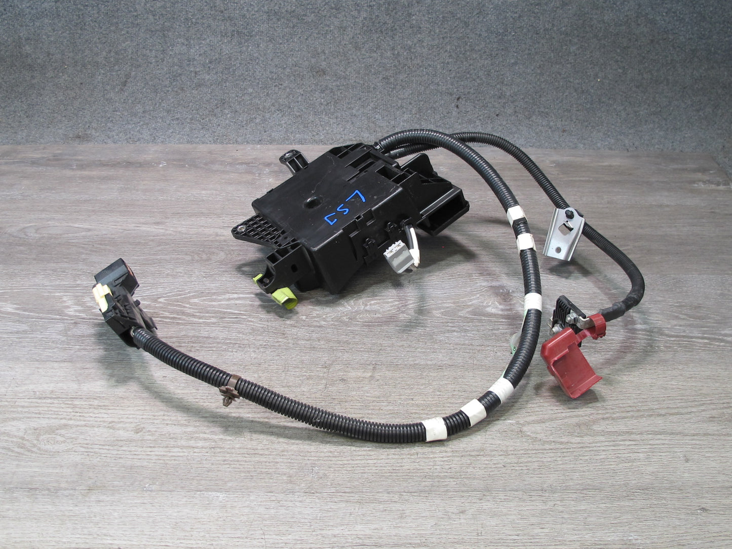 08-09 Lexus UVF46 LS600h Hybrid Rear Fuse Junction Box Battery Cable OEM