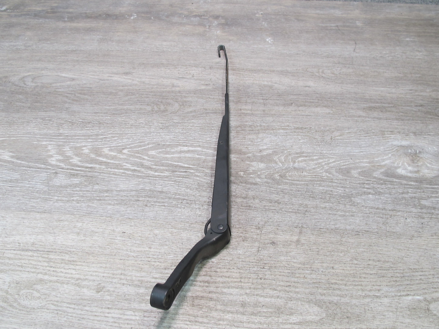 86-91 Mazda RX7 Set of 2 Front Windshield Left & Right Wiper Arm OEM