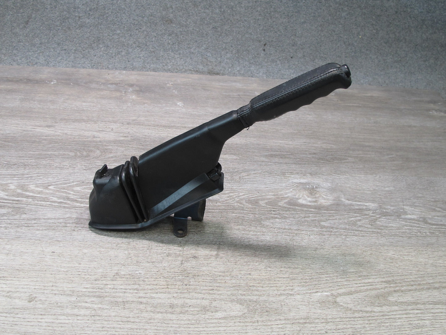 89-95 BMW E34 5-SERIES Handbrake Lever Handle w Protection Cap Assembly OEM
