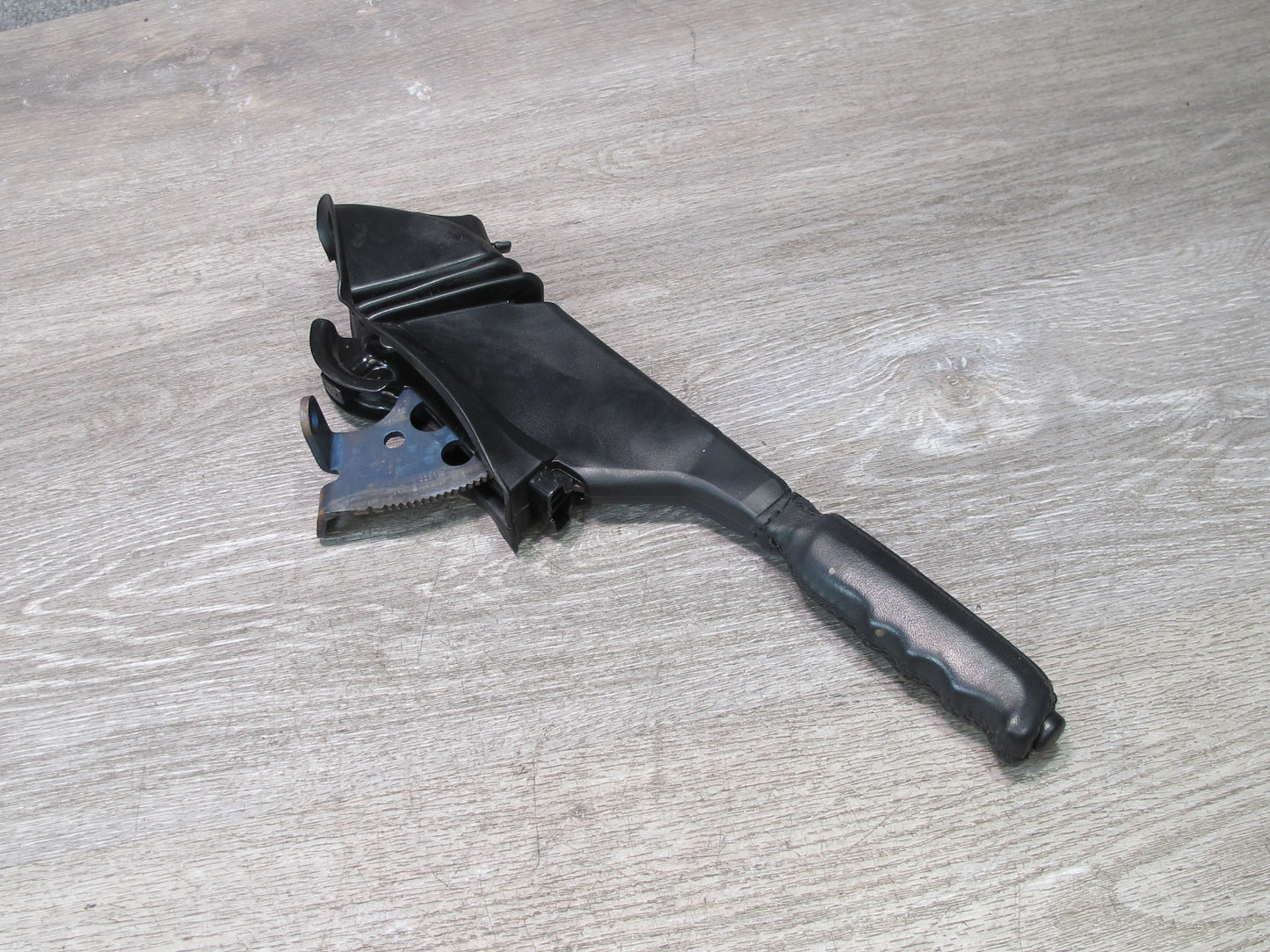 89-95 BMW E34 5-SERIES Handbrake Lever Handle w Protection Cap Assembly OEM