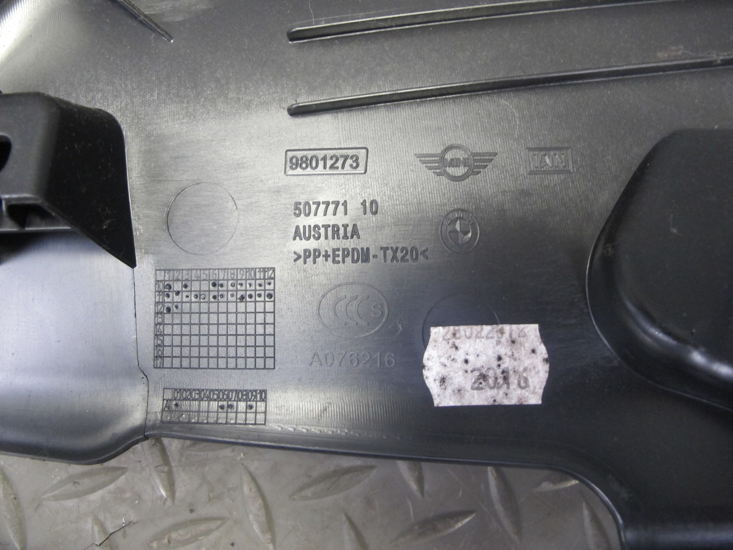 11-16 Mini Cooper R60 Countryman Rear Left Door Sill Trim Panel 9801273 OEM