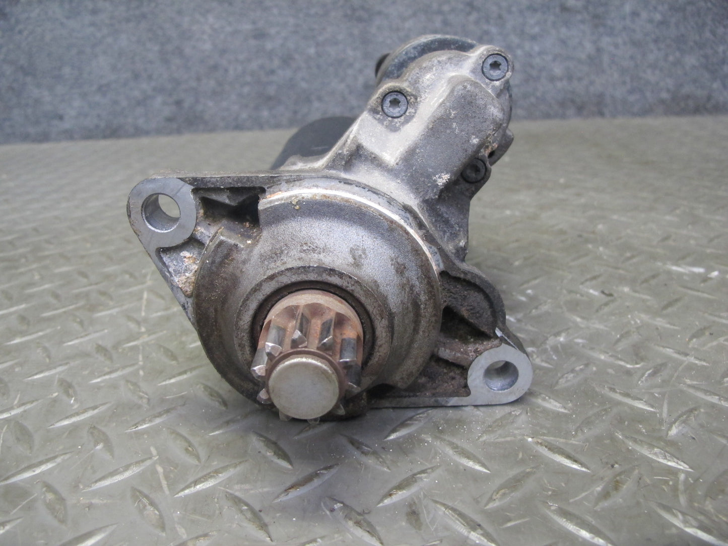 2008 Volkswagen VW Golf R32 MK5 Engine Motor Starter OEM