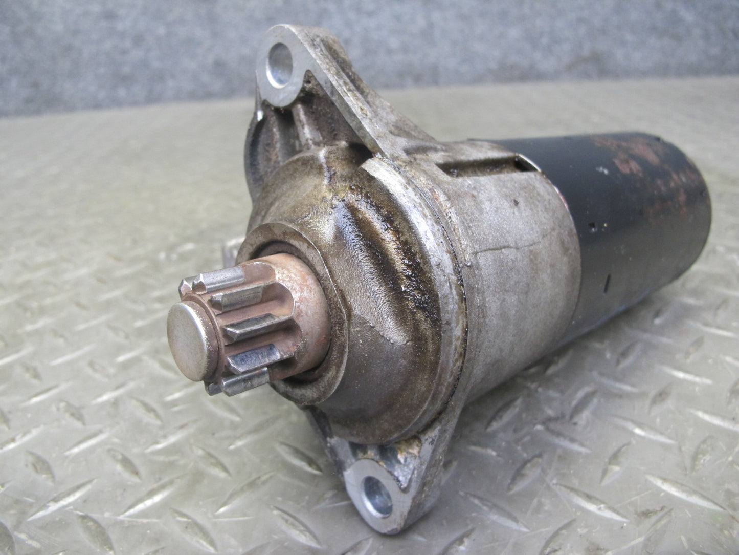 2008 Volkswagen VW Golf R32 MK5 Engine Motor Starter OEM