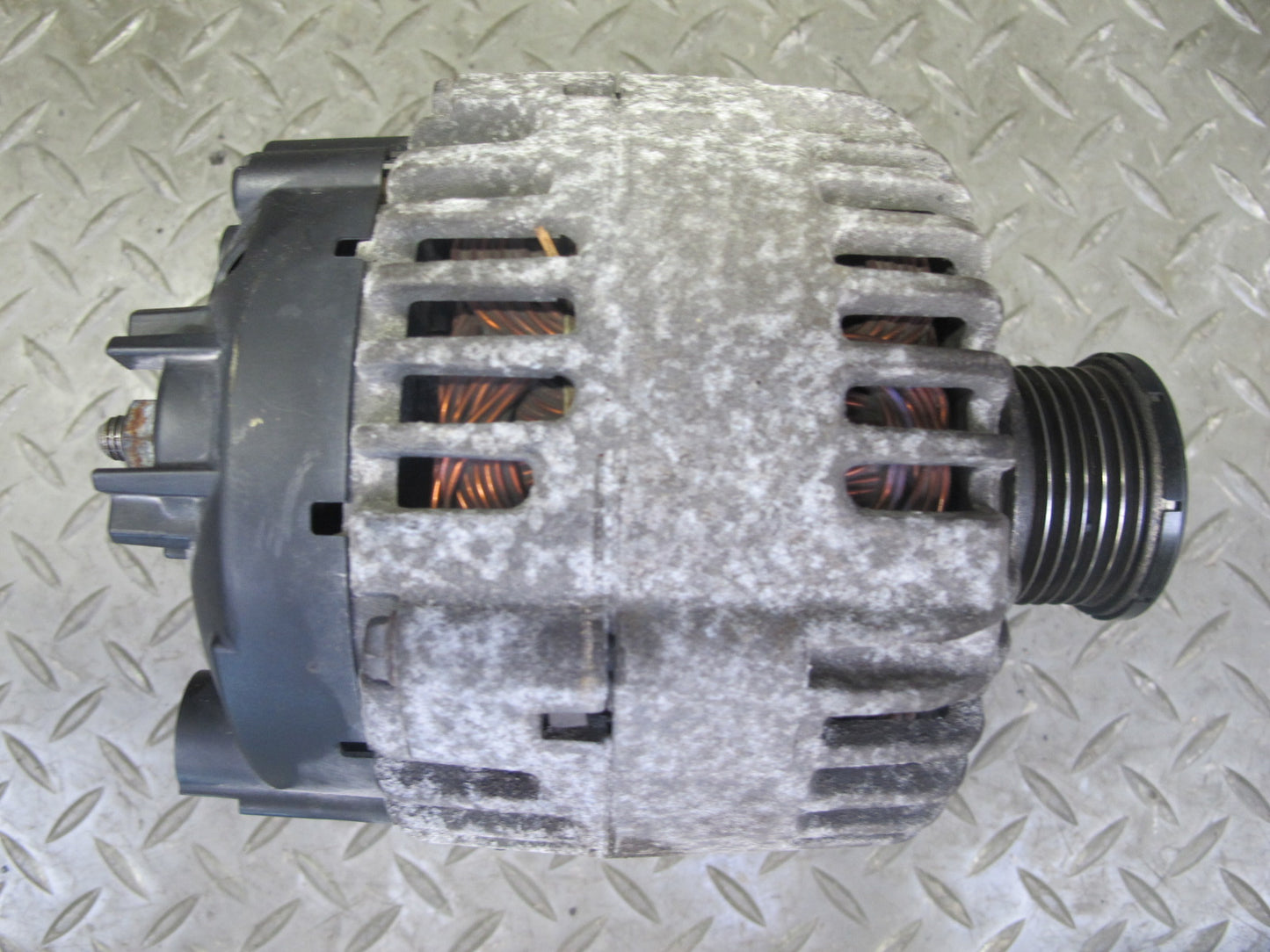 2008 Volkswagen VW Passat EOS Golf R32 MK5 VR6 Alternator Generator 140AMP OEM