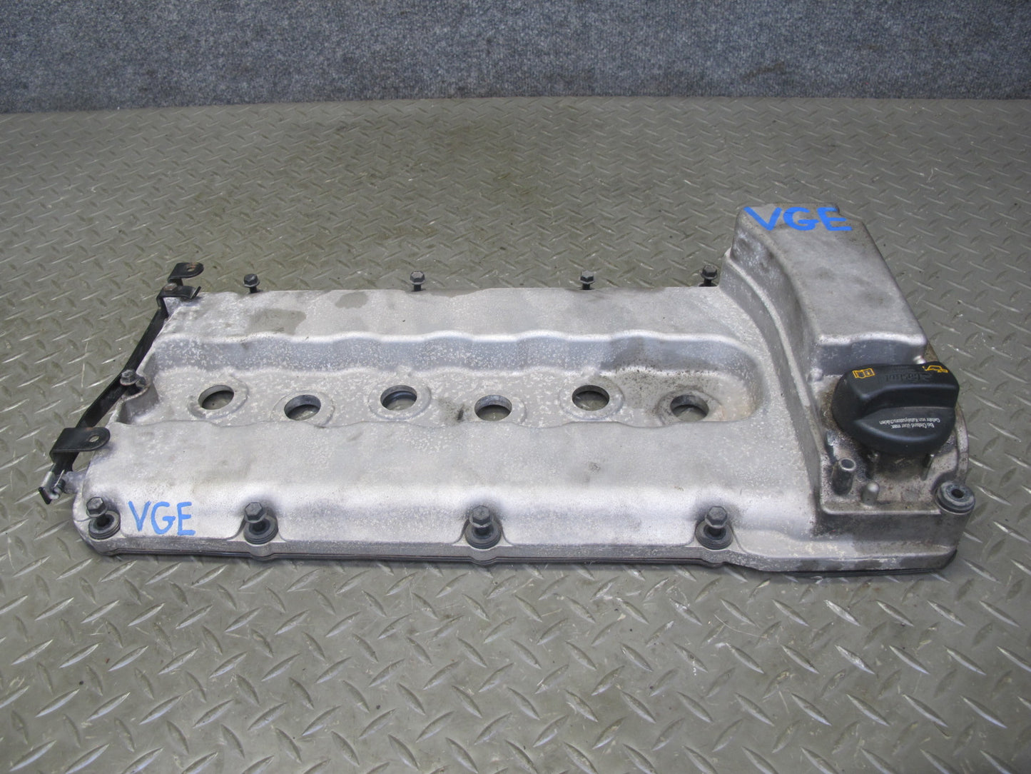 07-08 VW EOS Golf R32 MK5 VR6 3.2L Cbra Engine Valve Cover OEM