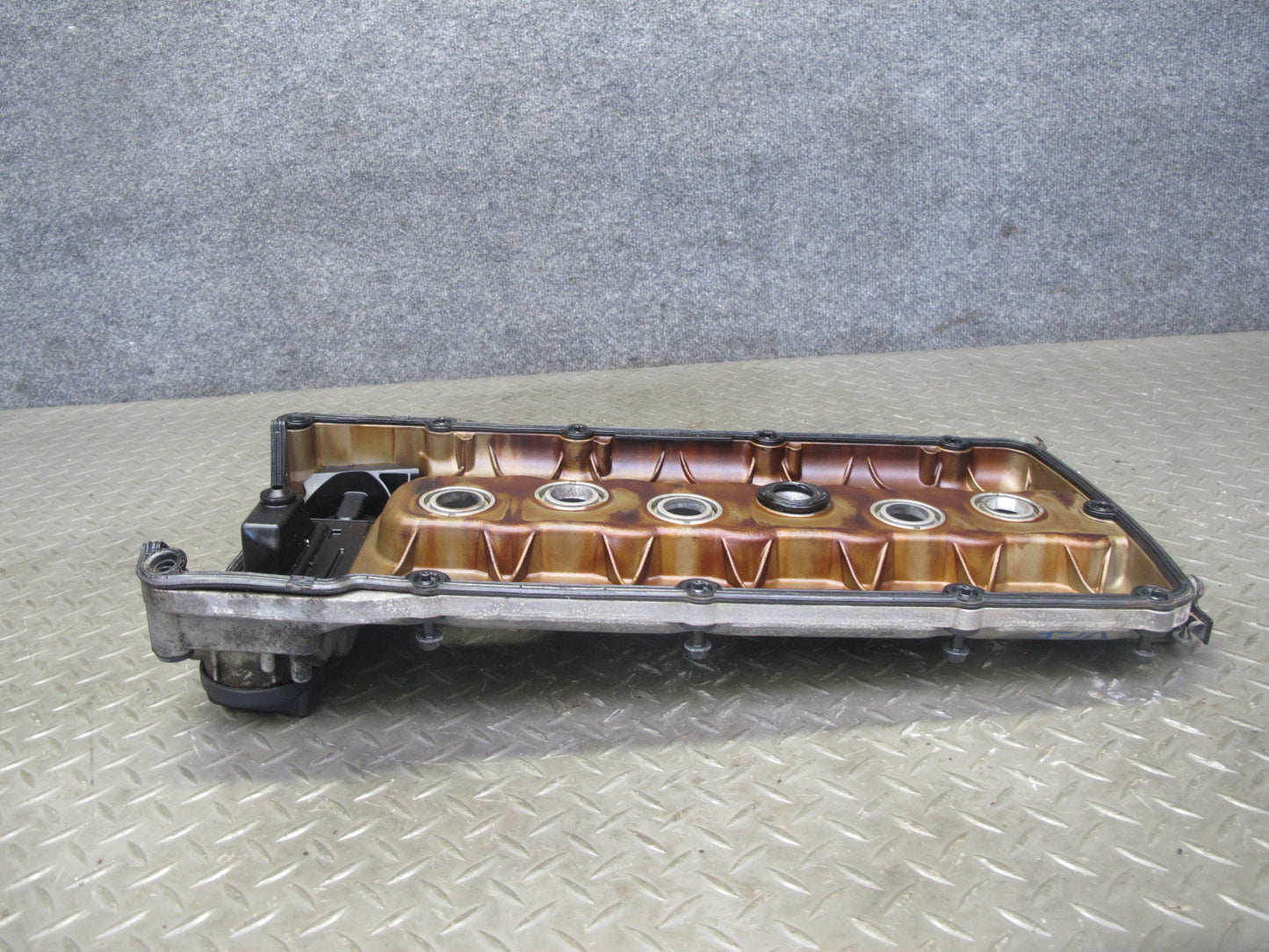 07-08 VW EOS Golf R32 MK5 VR6 3.2L Cbra Engine Valve Cover OEM