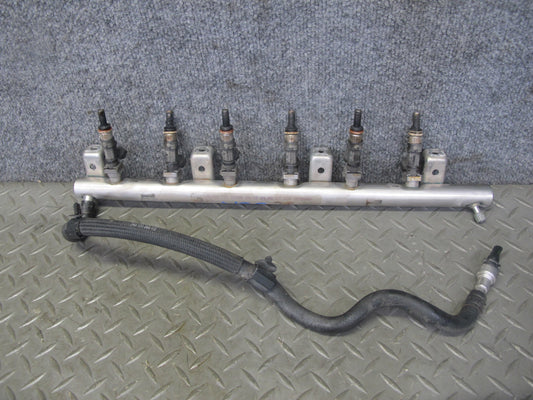 2008 VW Golf R32 MK5 VR6 3.2L Cbra Fuel Injection Rail Tube w Injectors OEM