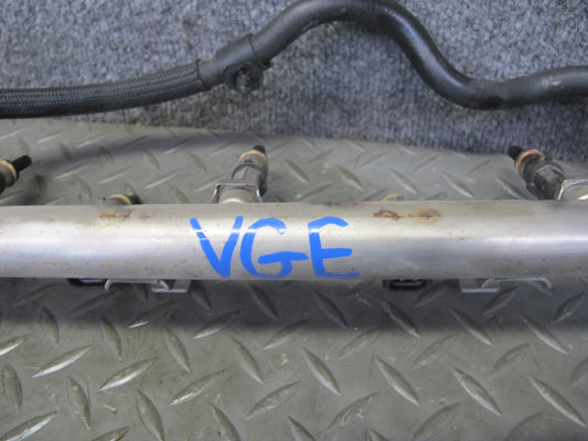 2008 VW Golf R32 MK5 VR6 3.2L Cbra Fuel Injection Rail Tube w Injectors OEM