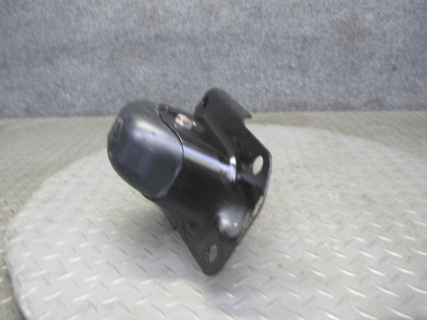 06-14 VW Golf R32 GTI R Rabbit Jetta Rear Left Suspension Trailing Arm OEM