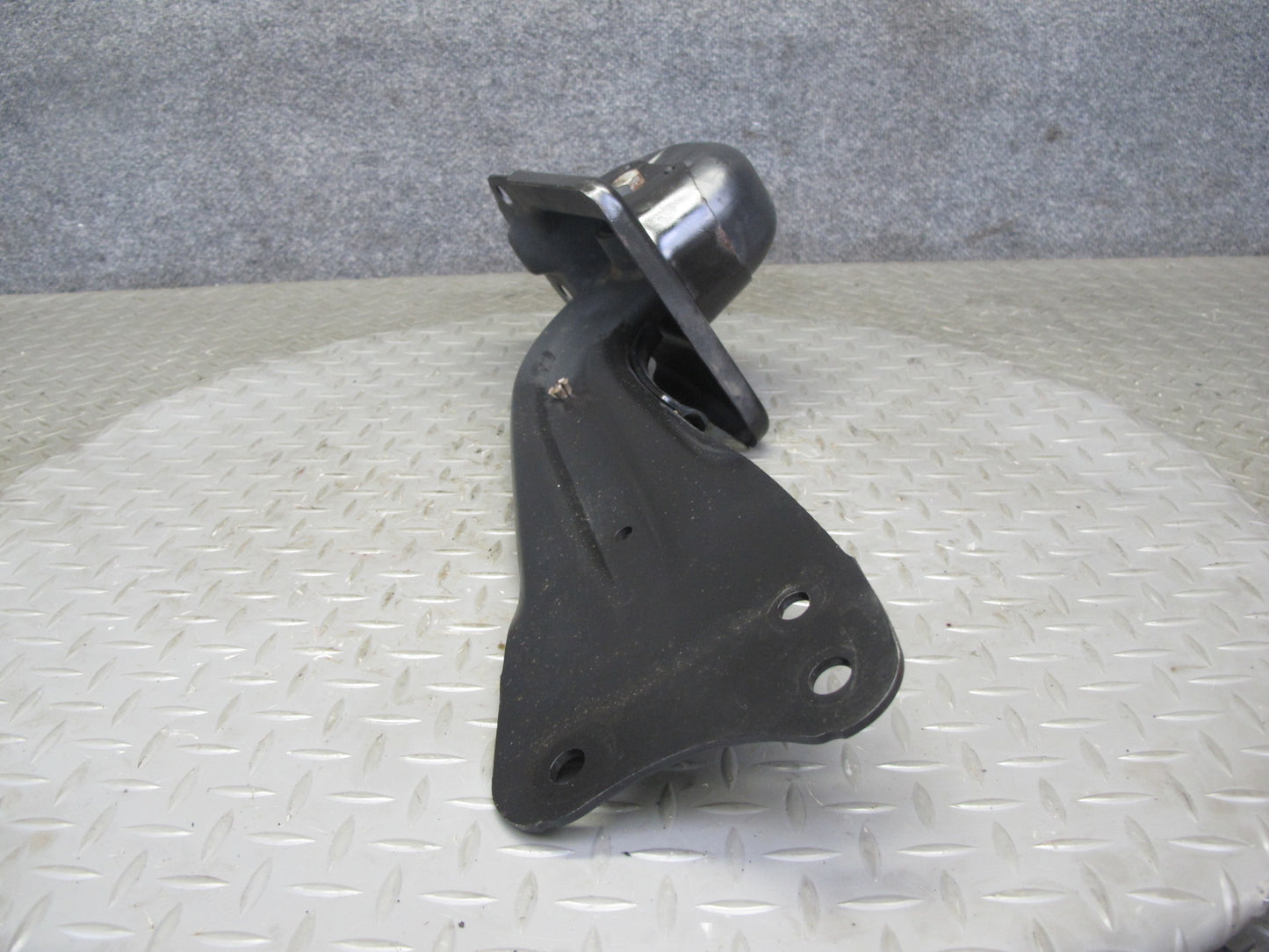06-14 VW Golf R32 GTI R Rabbit Jetta Rear Left Suspension Trailing Arm OEM